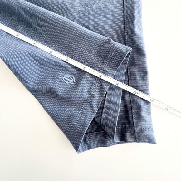 Volcom Mens Frickin Snt Slub Hybrid Way Stretch Shorts Deep Water Size 28 - Picture 6 of 7